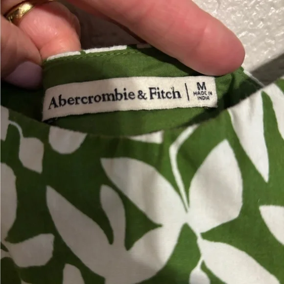 Abercrombie bubble strap poplin top - Picture 3 of 3